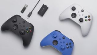 Xbox launches multiple controllers for mobile devices